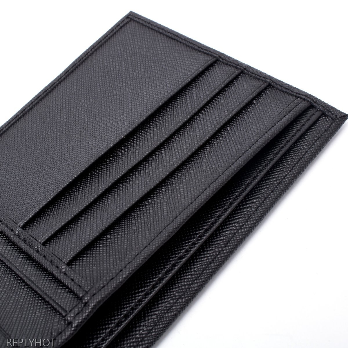 프라다 사피아노반지갑