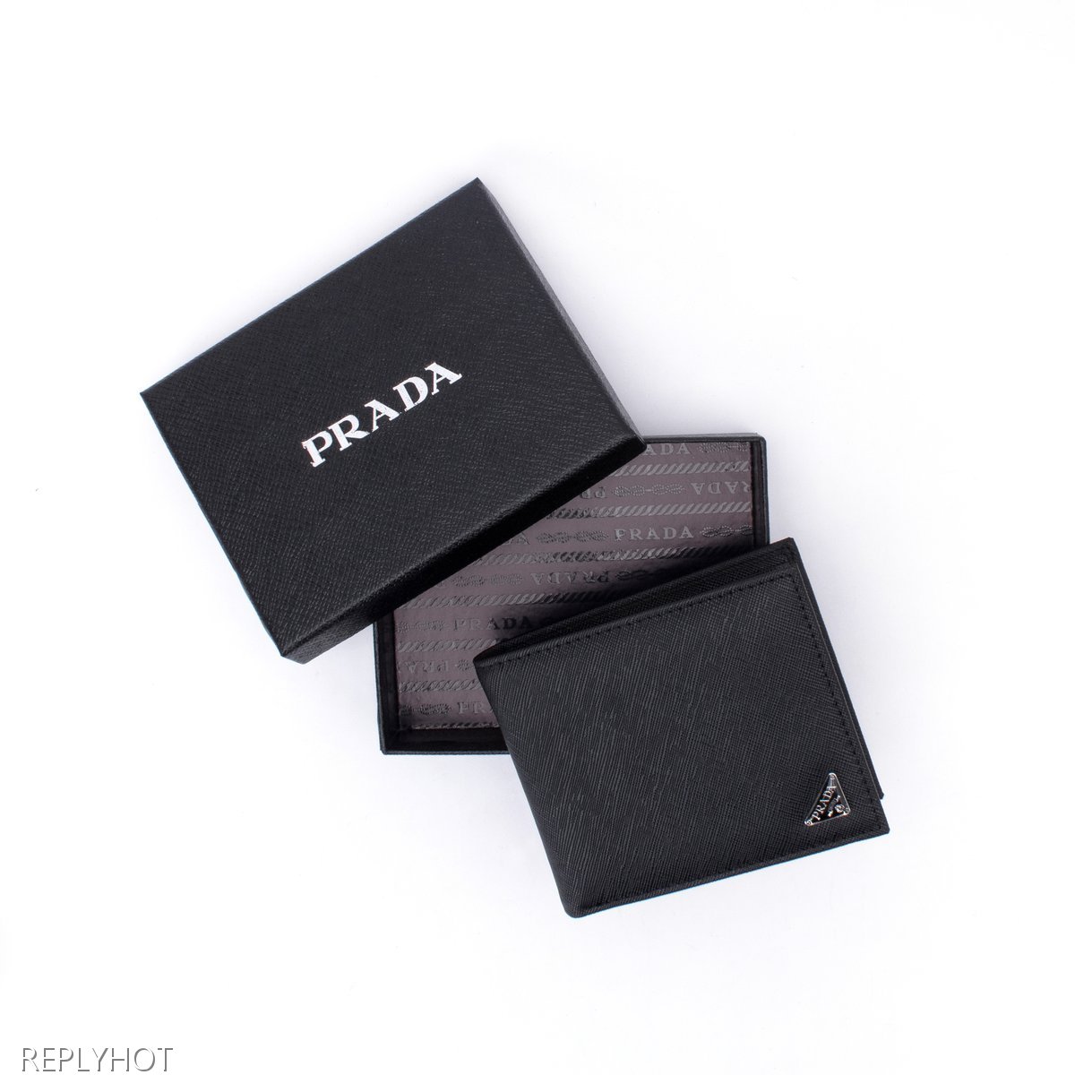 프라다 사피아노반지갑