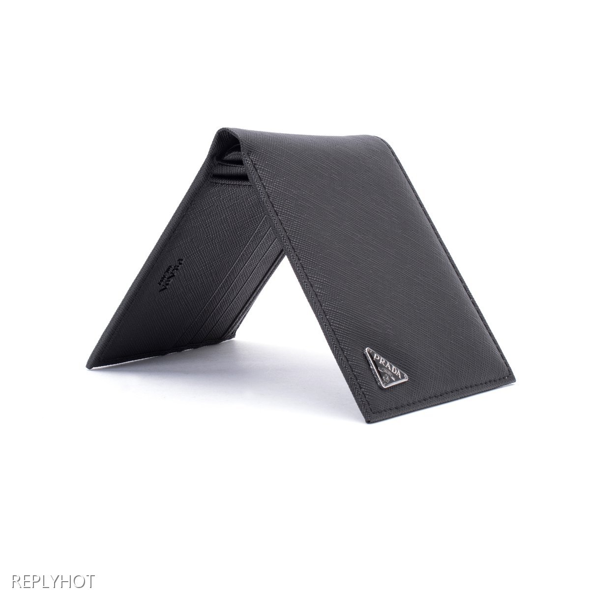 프라다 사피아노반지갑