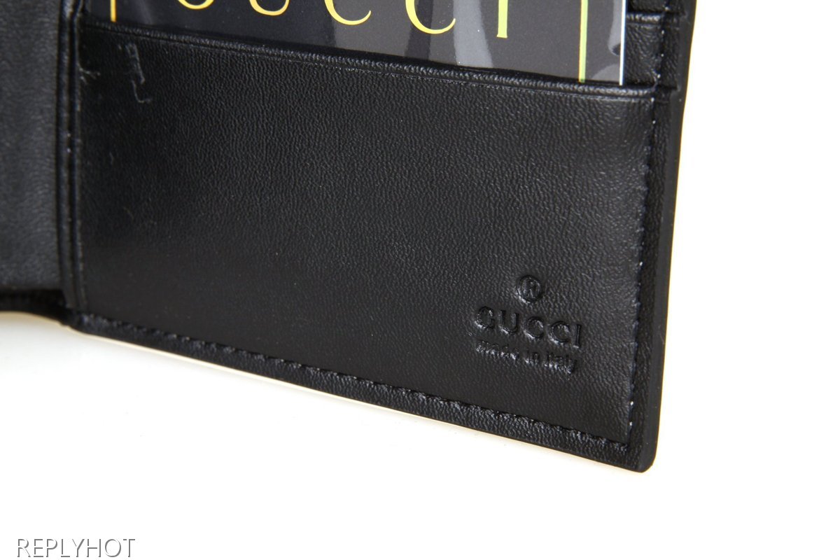 구찌 스네이크 반지갑(베이지)