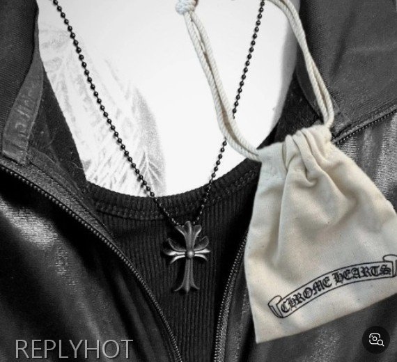 크롬하츠 실리크롬 CH 크로스 펜던트 목걸이