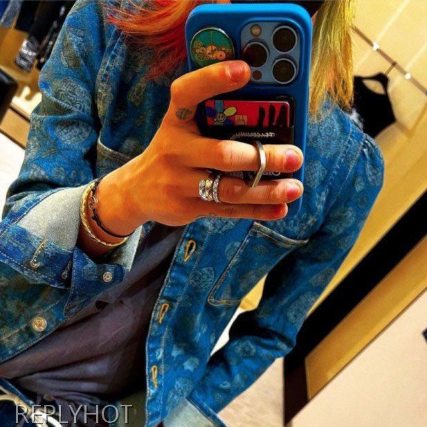 샤넬 코코크러쉬 브레잇슬릿 팔찌 (2color)