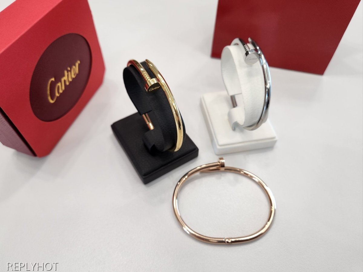 까르띠에 저스트 앵 끌루 브레이슬릿 팔찌