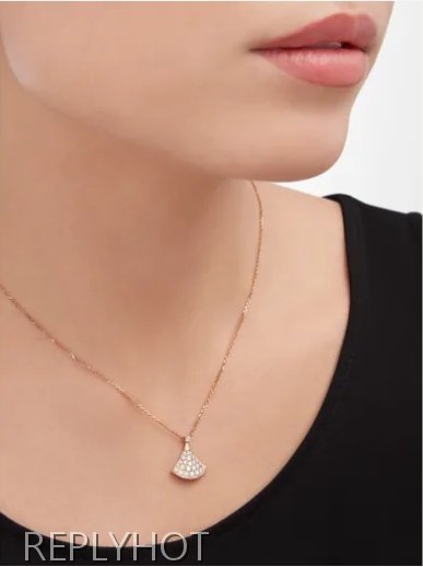 불가리 디바스 드림 네크리스 목걸이(큐빅)