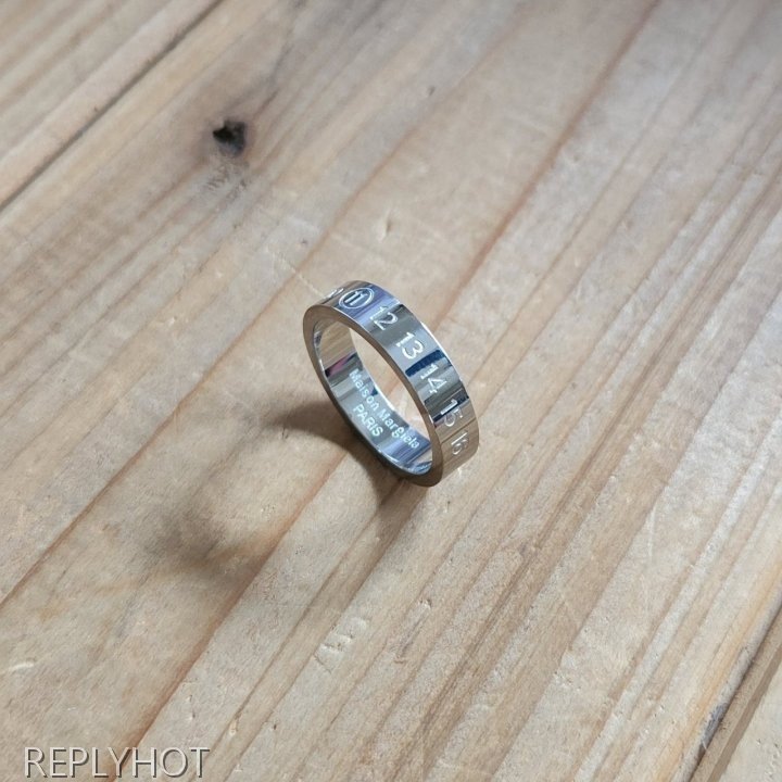 메종마르지엘라 넘버 반지