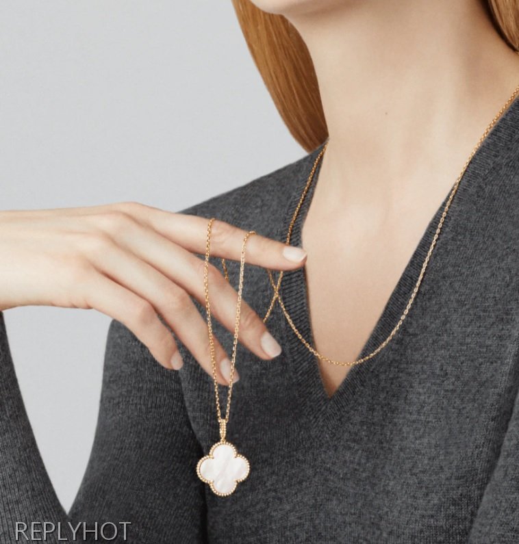 반클리프 알함브라 롱네크리스 목걸이(3color)