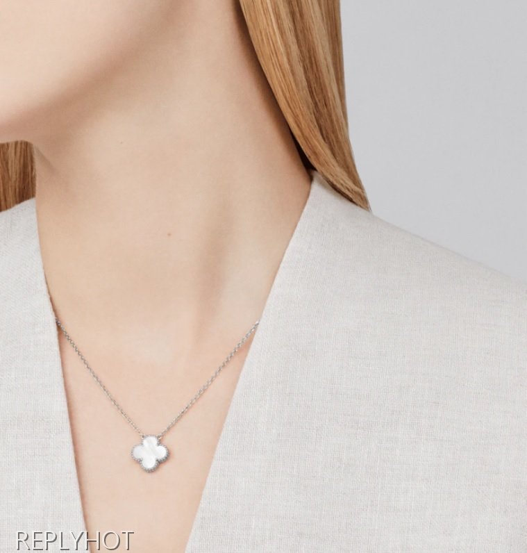 반클리프 알함브라 롱네크리스 목걸이(3color)