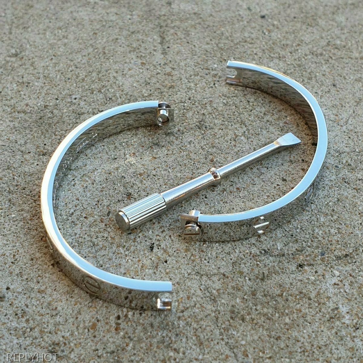 까르띠에 러브팔찌 실버 여성용