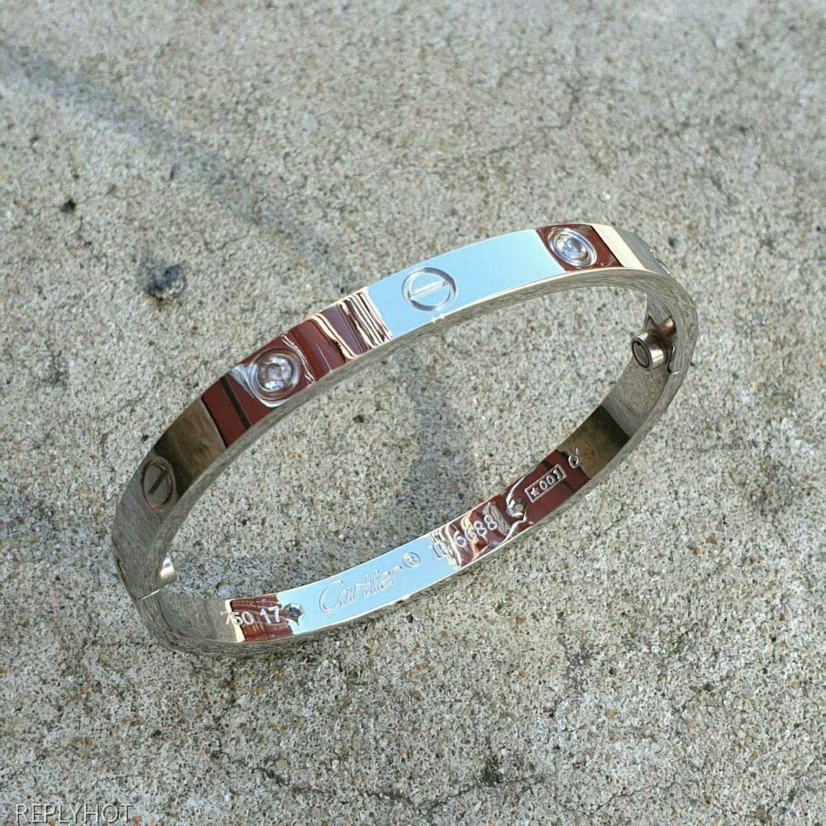 까르띠에 러브팔찌 큐빅 실버  여성용