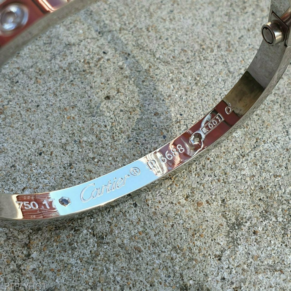 까르띠에 러브팔찌 큐빅 실버  여성용