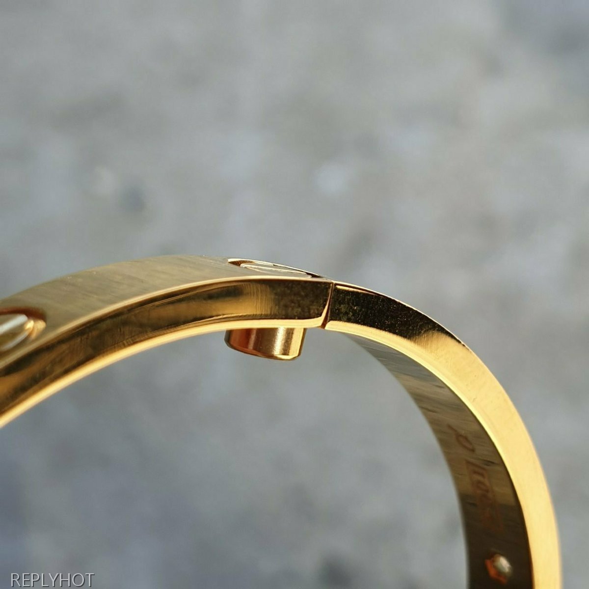 까르띠에 러브팔찌 큐빅 골드 여성용