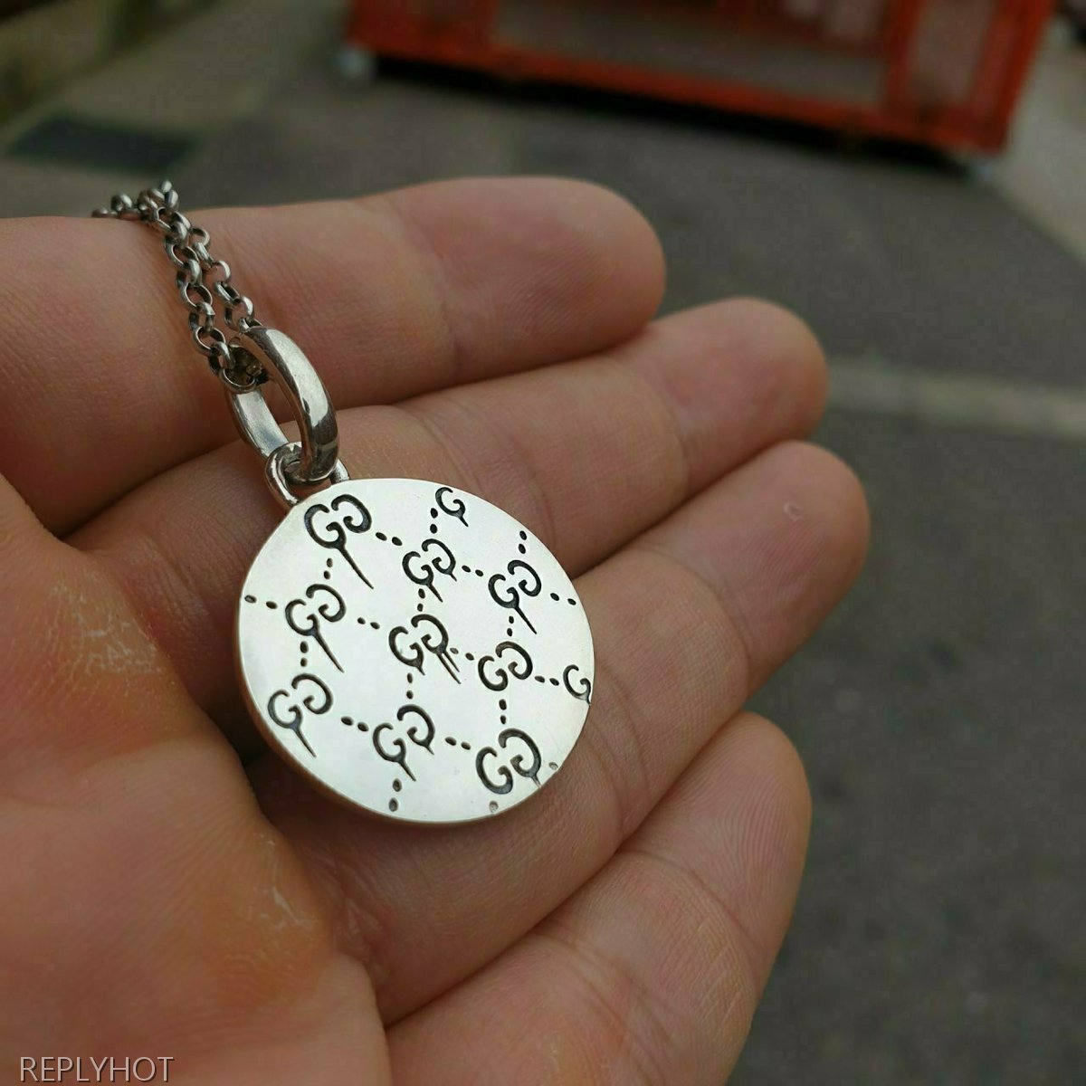 구찌 고스트 GHOST 유니섹스 펜던트 목걸이 Silver 92.5