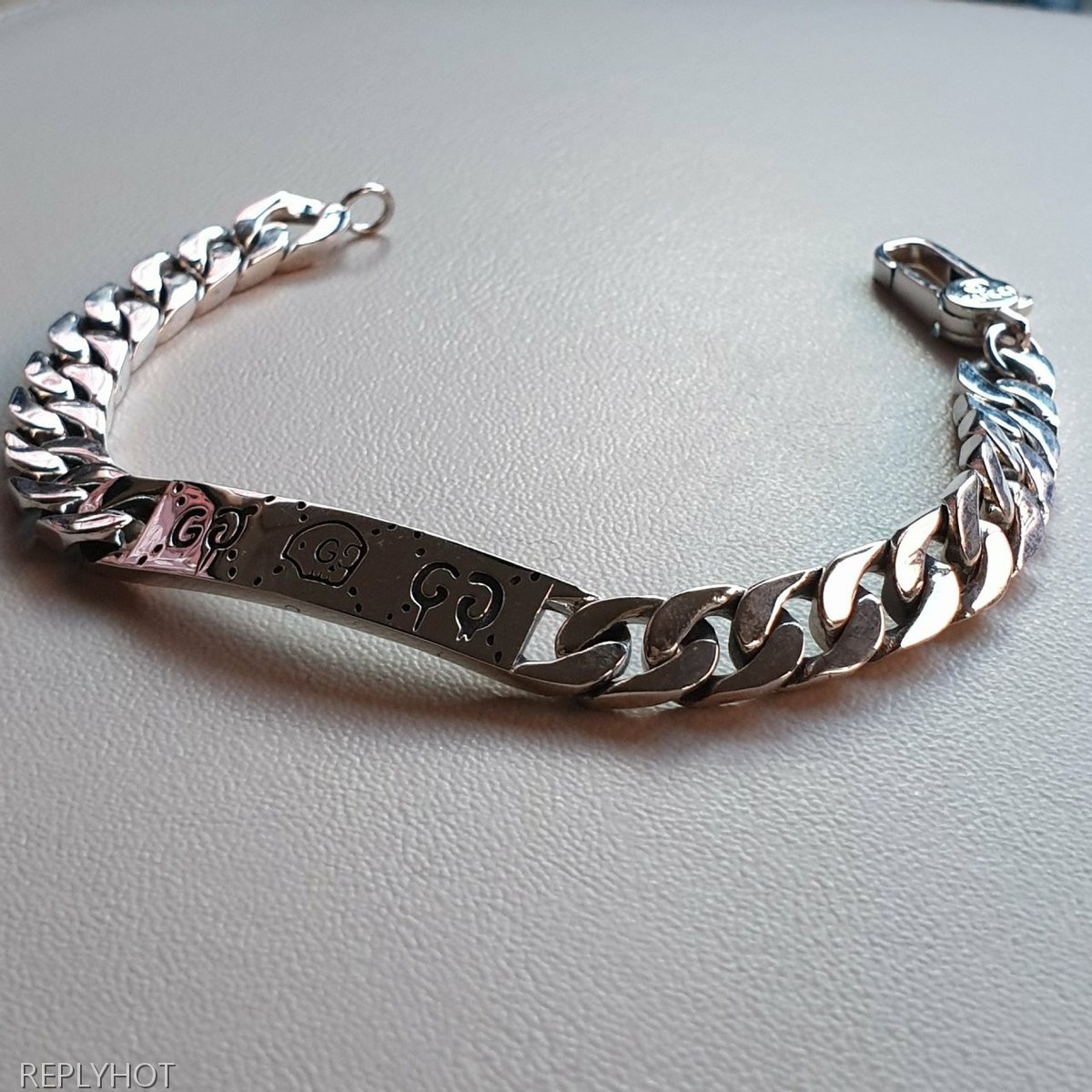 구찌 고스트 팔찌 Silver 92.5