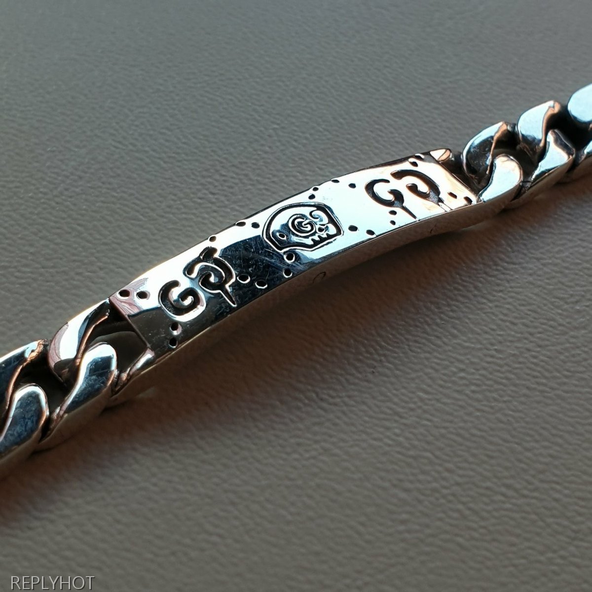 구찌 고스트 팔찌 Silver 92.5