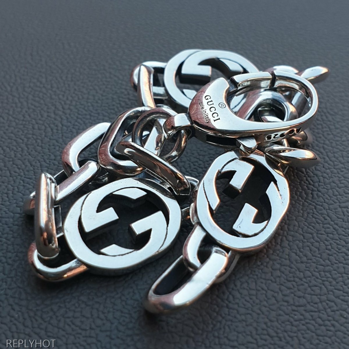 구찌 인터로킹 G체인 팔찌 Silver 92.5