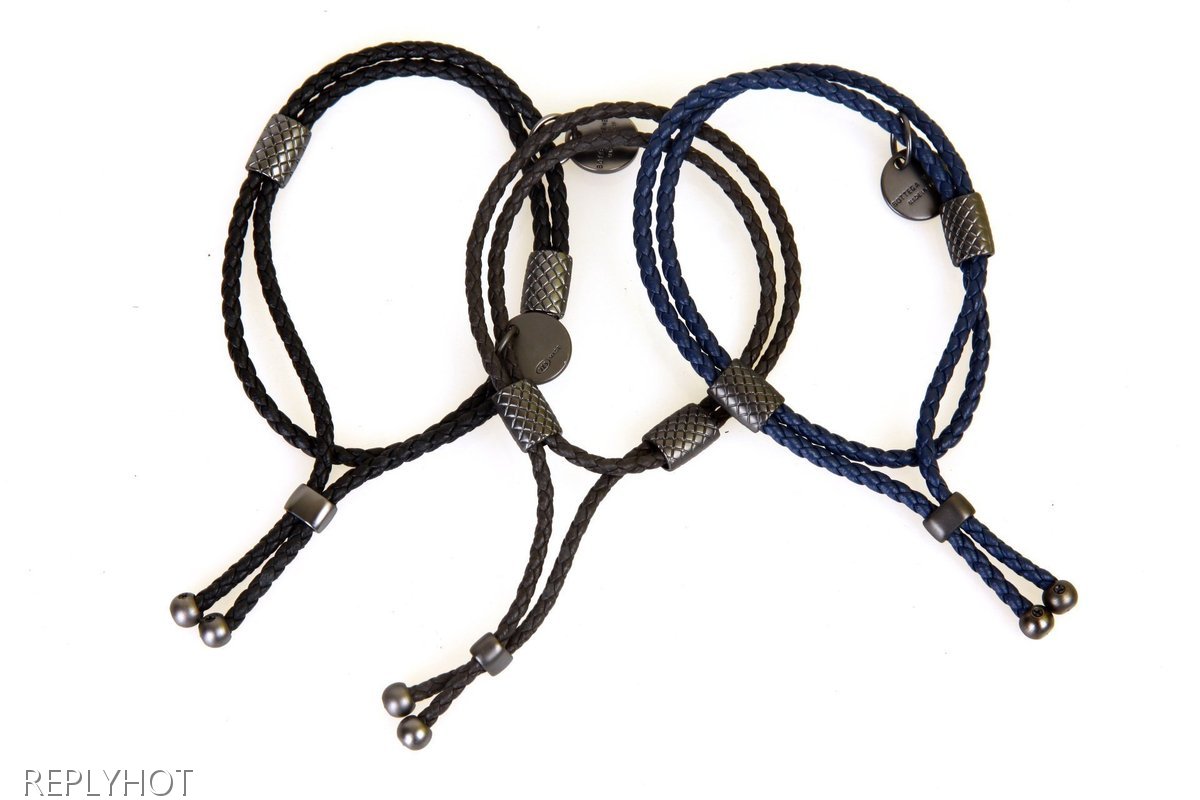 보테가베네타 신형슬림팔찌(3가지색상)