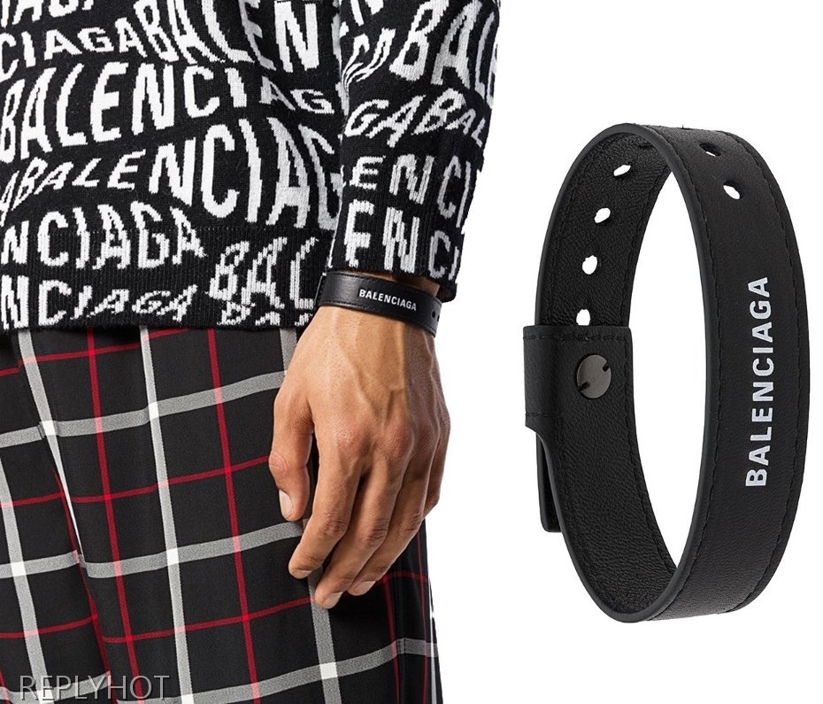 발렌시아가 로고 엠보 스드 커프 팔찌