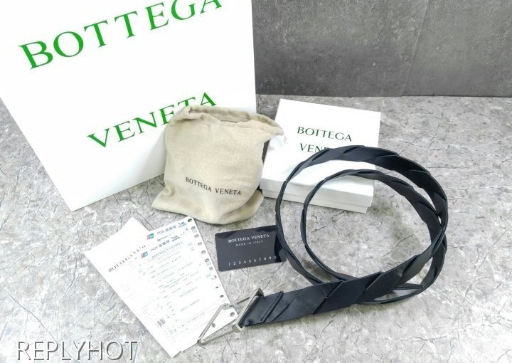 보테가베네타 사선 스트라이프 페널 벨트