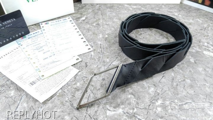 보테가베네타 사선 스트라이프 페널 벨트