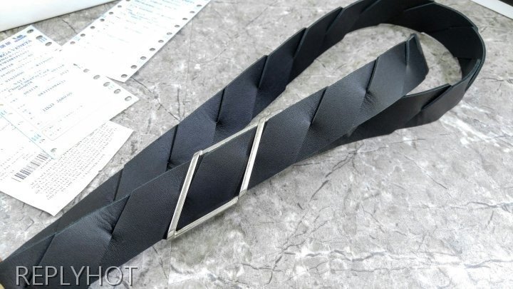 보테가베네타 사선 스트라이프 페널 벨트