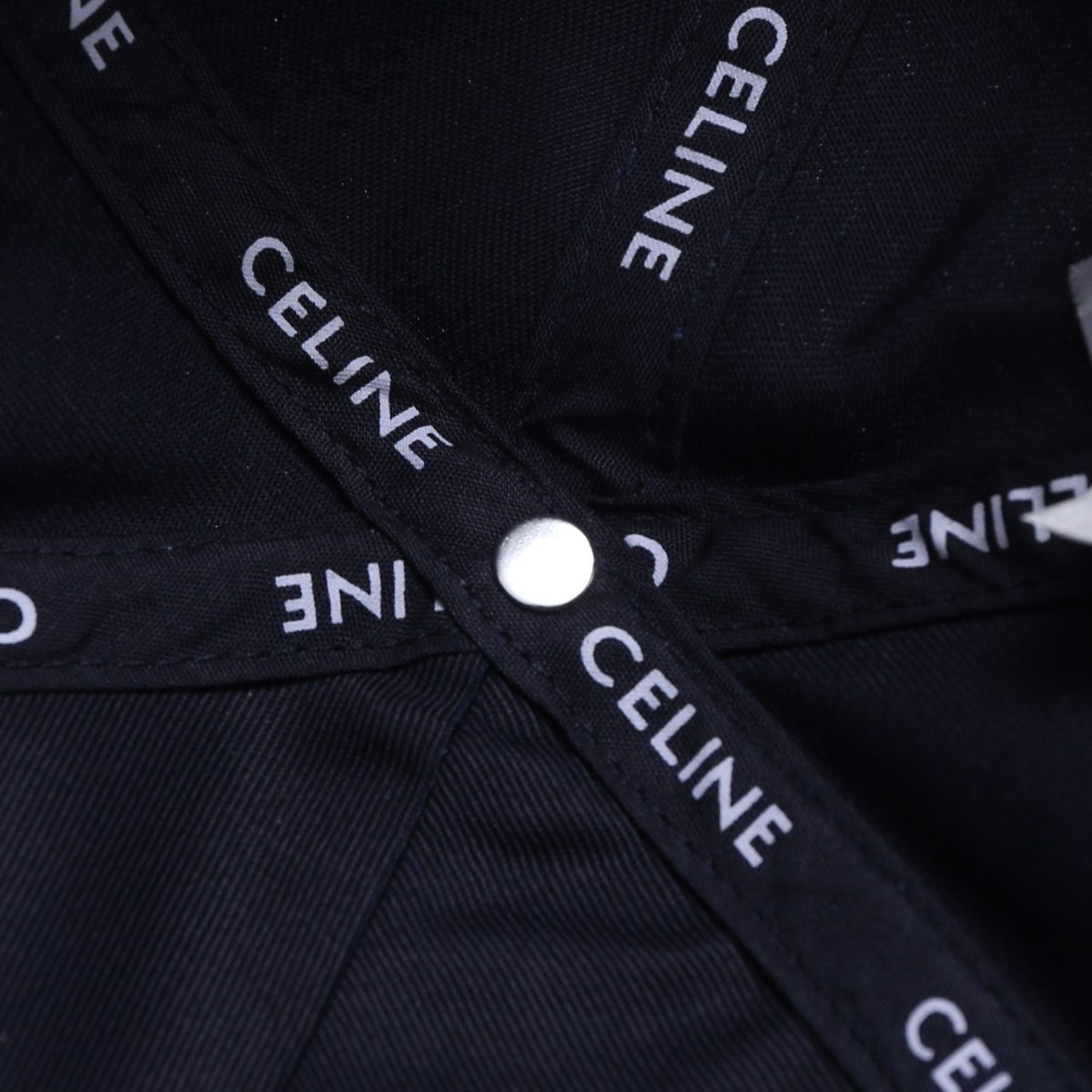 셀린느 베이스 볼캡 모자