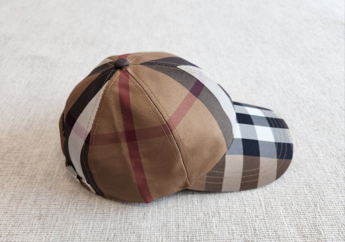 버버리 체크 모자