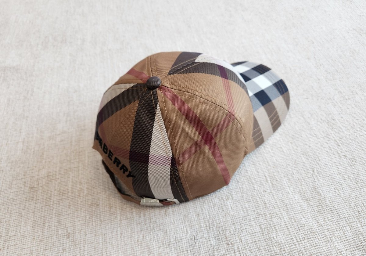 버버리 체크 모자