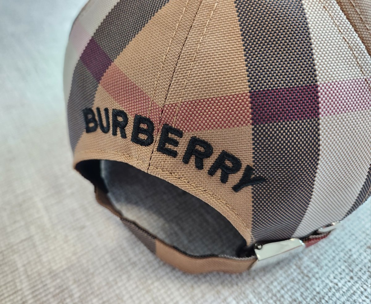 버버리 체크 모자