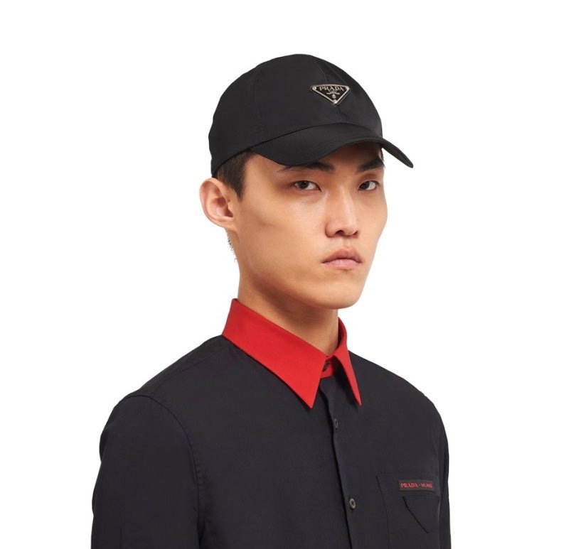 프라다 삼각로고 정면 나일론 볼캡 모자(블랙)