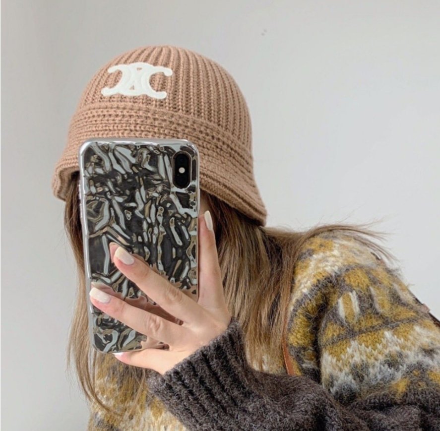 셀린느 트리움페 버킷햇 베이지