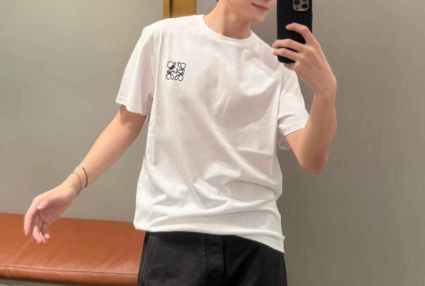 로에베 반팔티 화이트