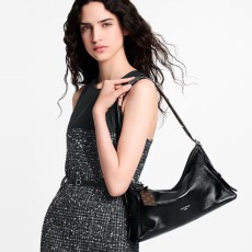 루이비통 LV 바이브 캐리올 이스트 웨스트 M28160