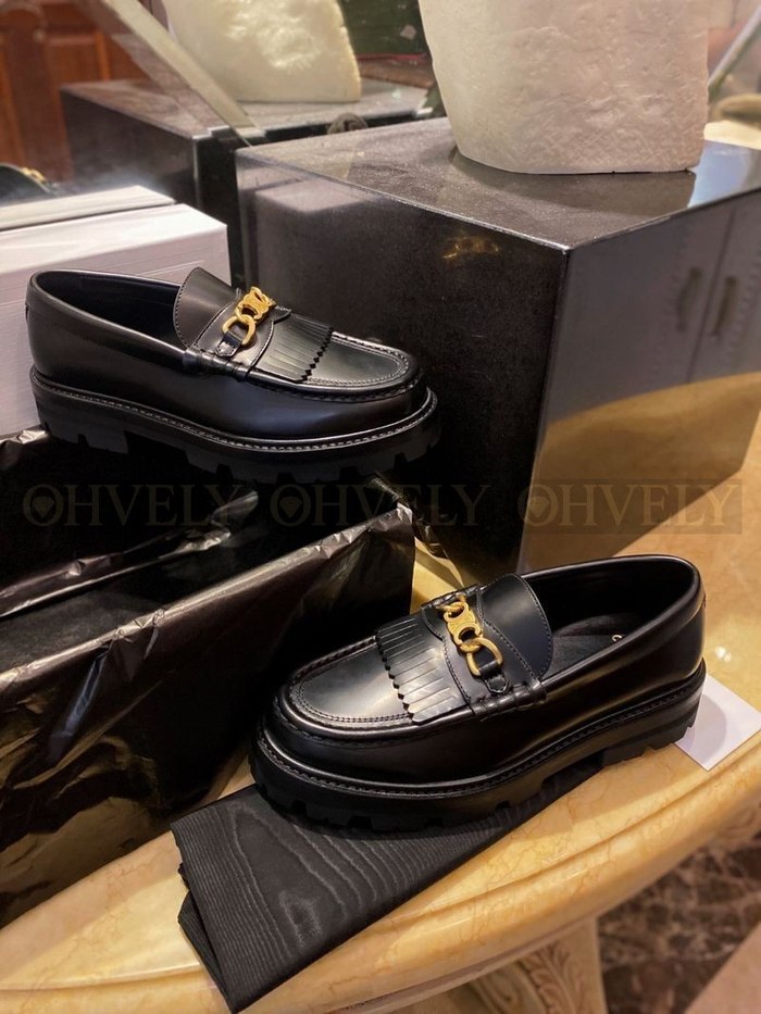 셀린느 로고 로퍼