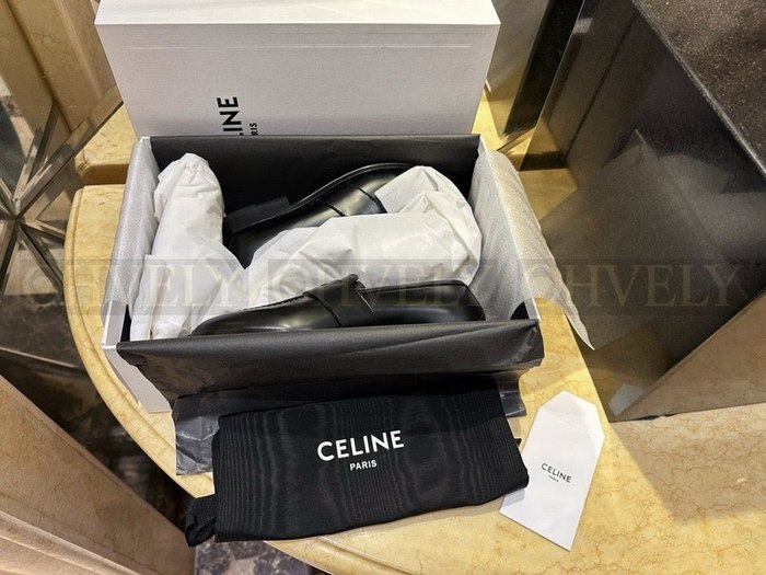 셀린느 말라케 트리옹프 로퍼