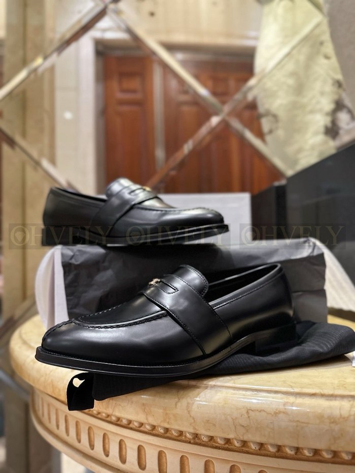 셀린느 말라케 트리옹프 로퍼