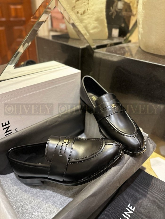 셀린느 말라케 트리옹프 로퍼