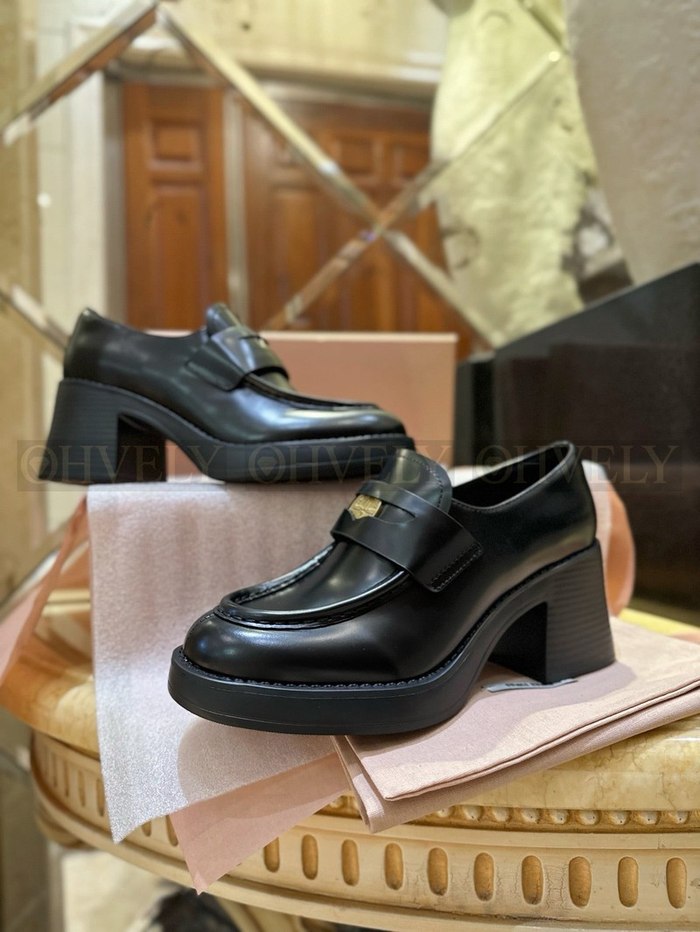 미우미우 페니 로퍼 펌프스힐