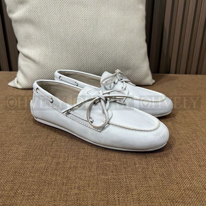 미우미우 언라인드 블리치드 보트 슈즈