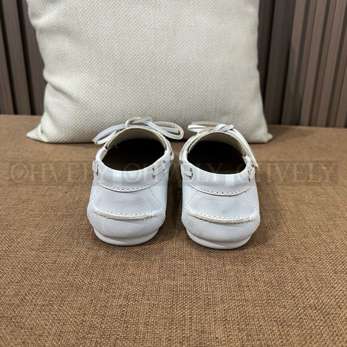 미우미우 언라인드 블리치드 보트 슈즈