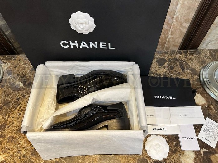 샤넬 CC 버클 페이던트 메리제인 로퍼