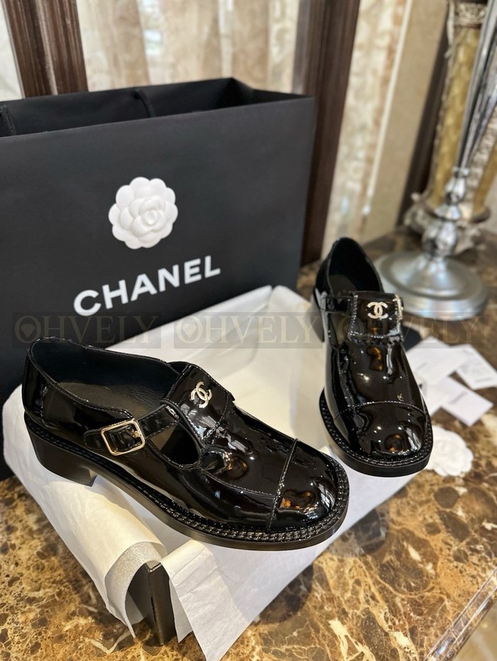 샤넬 CC 버클 페이던트 메리제인 로퍼