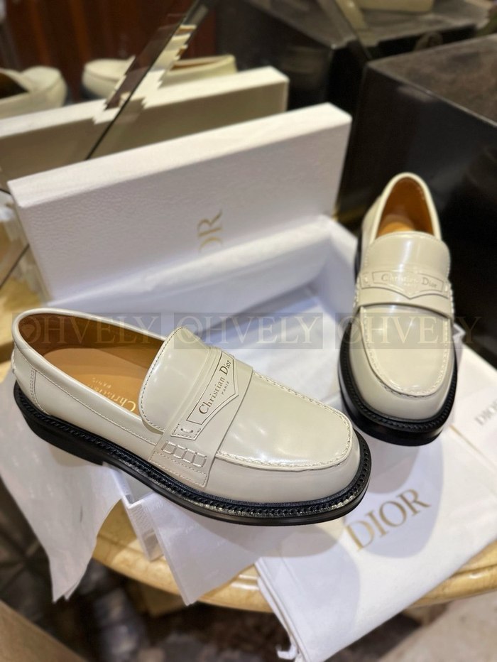 디올 보이 여성 로퍼