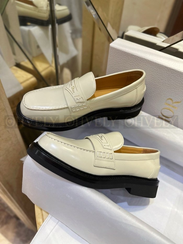 디올 보이 여성 로퍼