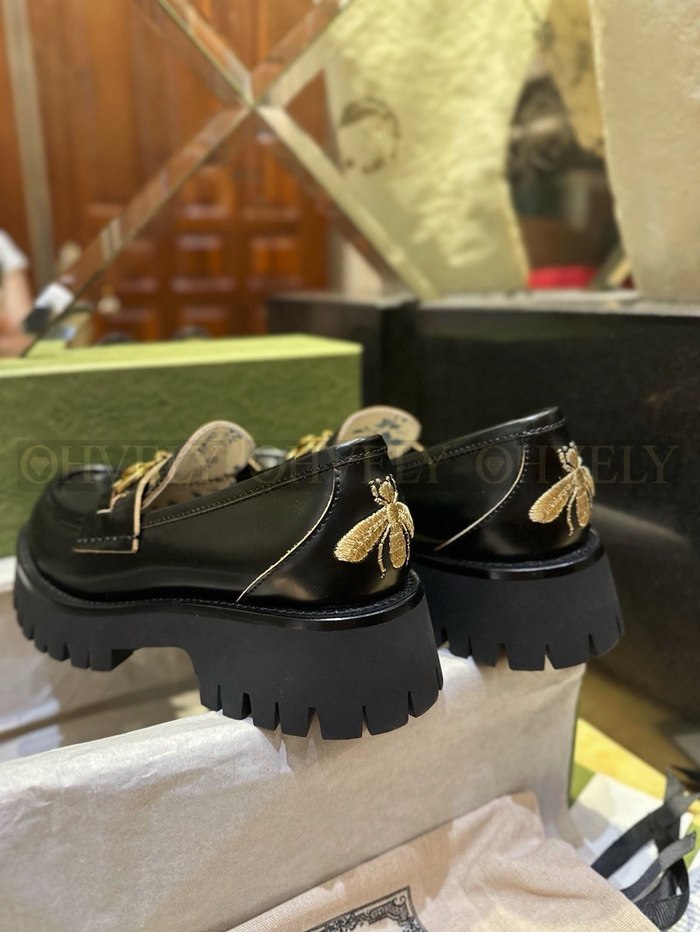 구찌 레더 러그 솔 홀스빗 로퍼