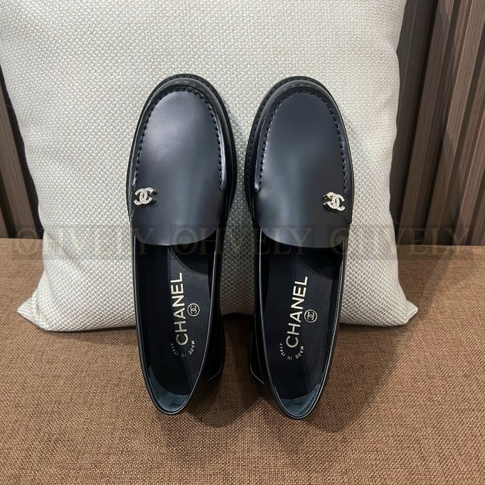 샤넬 큐비 CC 로고  로퍼