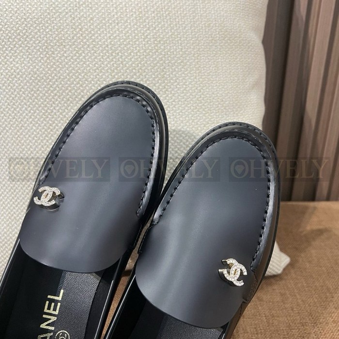 샤넬 큐비 CC 로고  로퍼