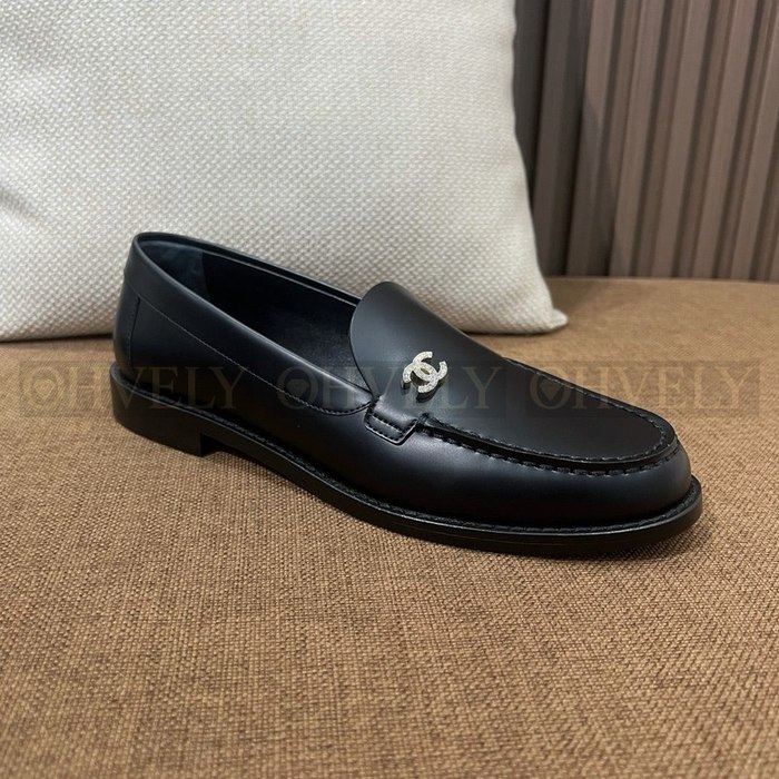 샤넬 큐비 CC 로고  로퍼