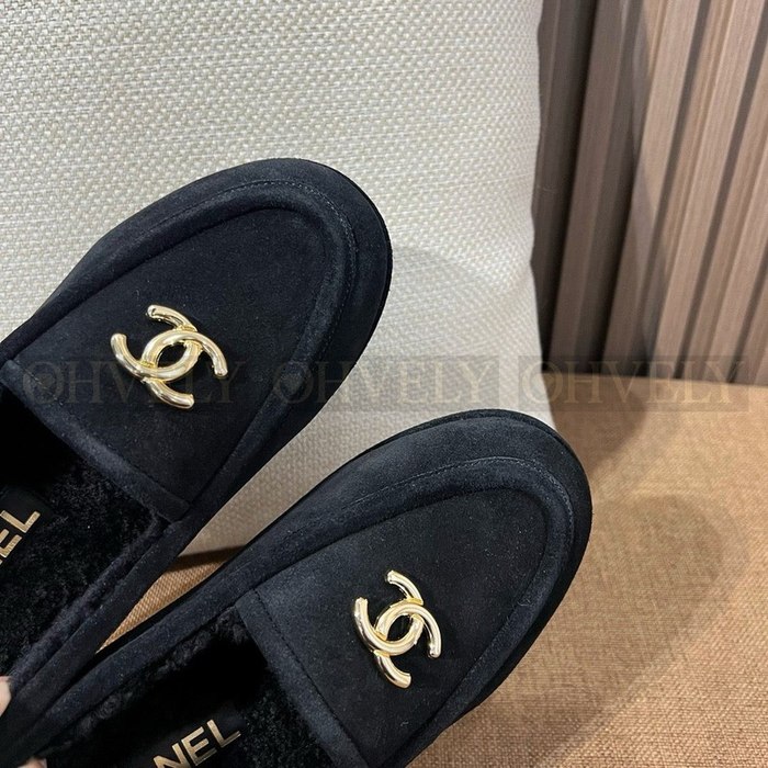 샤넬 스웨이드 CC 로고 로퍼