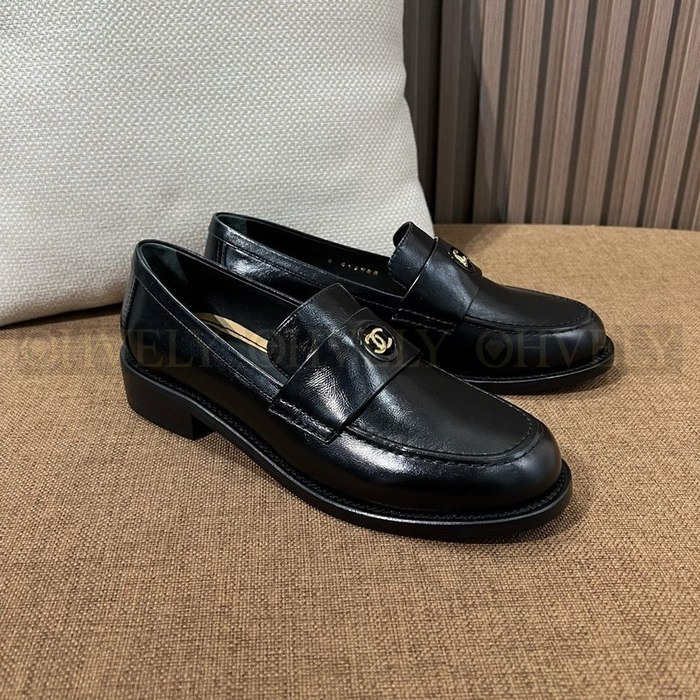 샤넬 모카신 로퍼 CHB062401