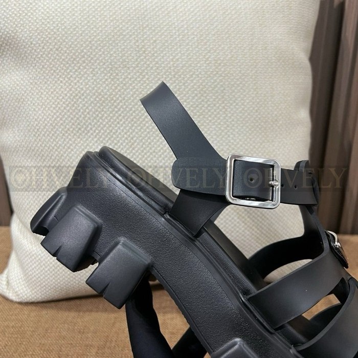 프라다 러버 모놀리스 샌들